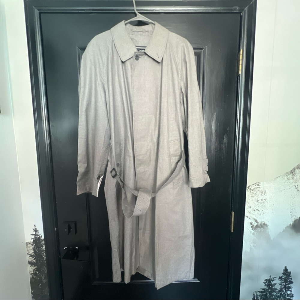 Burberry Gray Trench Coat Classic Style